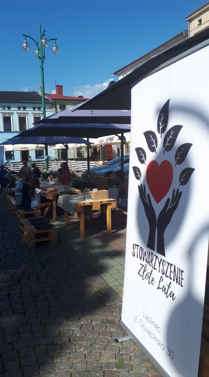 2021 Pudełko na klamoty